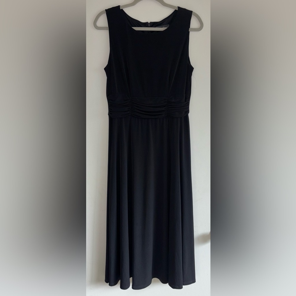 NWT Jessica Howard Strapless Black Dress